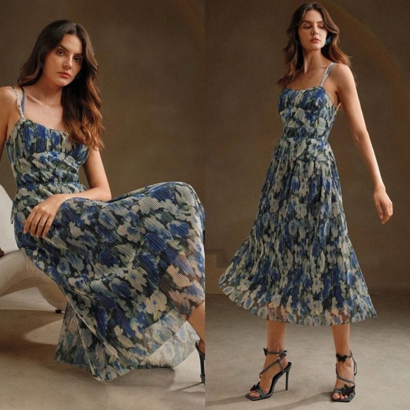 Anewsta Printed Blue Strappy Long Midi Dress With Gathered medium nwt - Picture 2 of 5